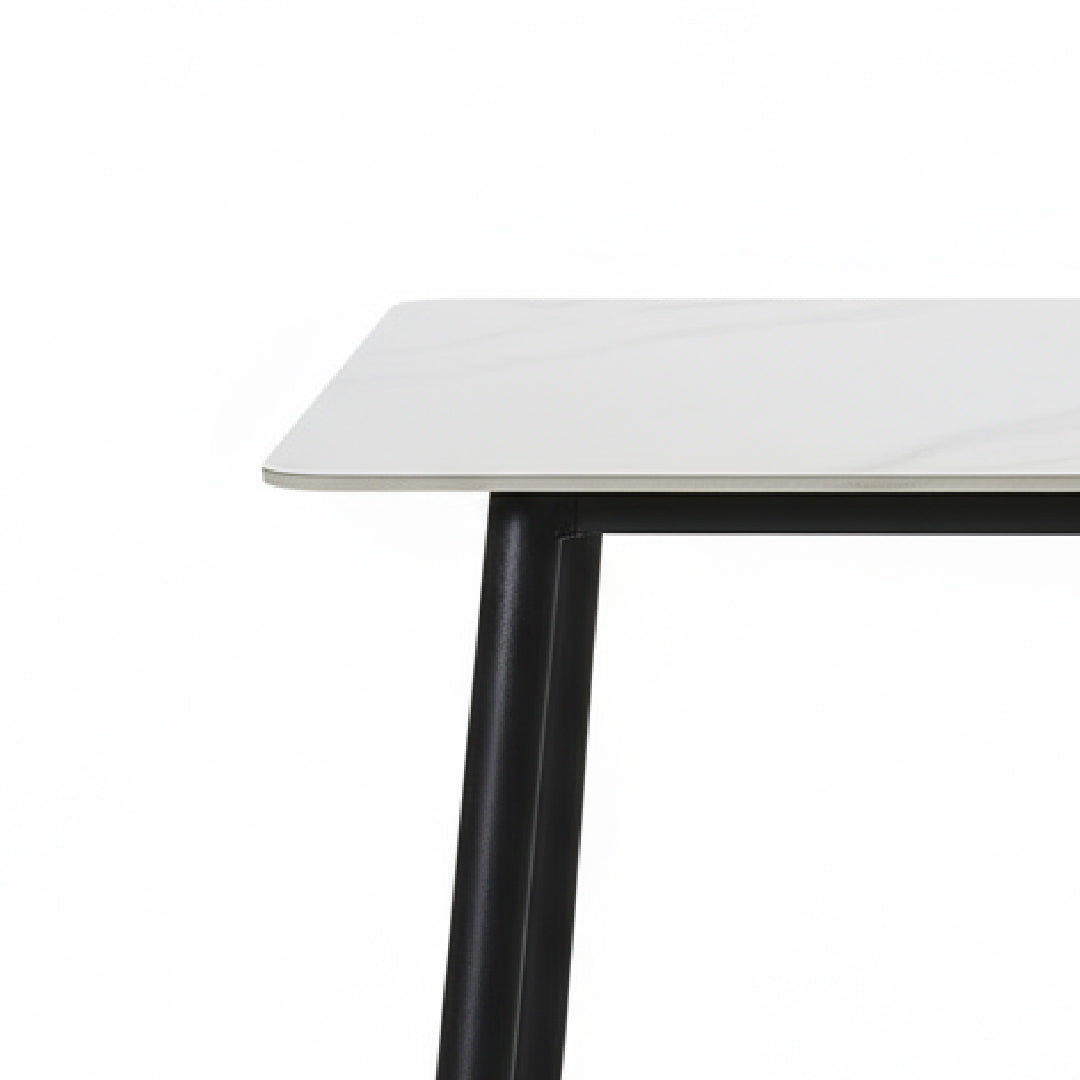 HENNICK Square Dining Table