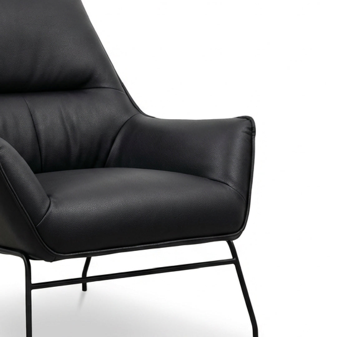 TREVANA Lounge Chair (PU Black)