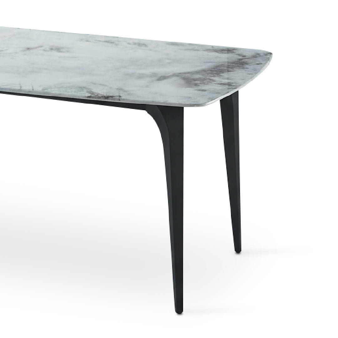 VIDARI Rectangular Dining Table